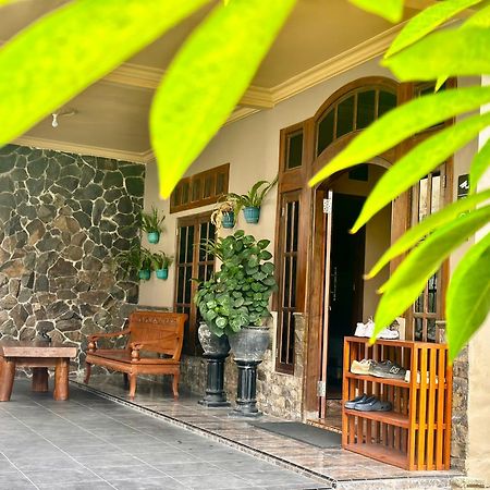 Good Feeling Ijen Banyuwangi Hostel Banyuwangi  Exterior foto